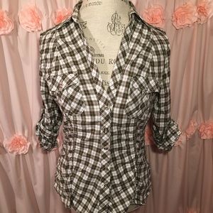 Juniors Green and White Plaid Flannel
